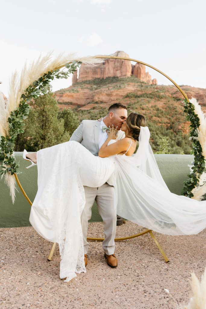 Airbnb Elopement In Sedona