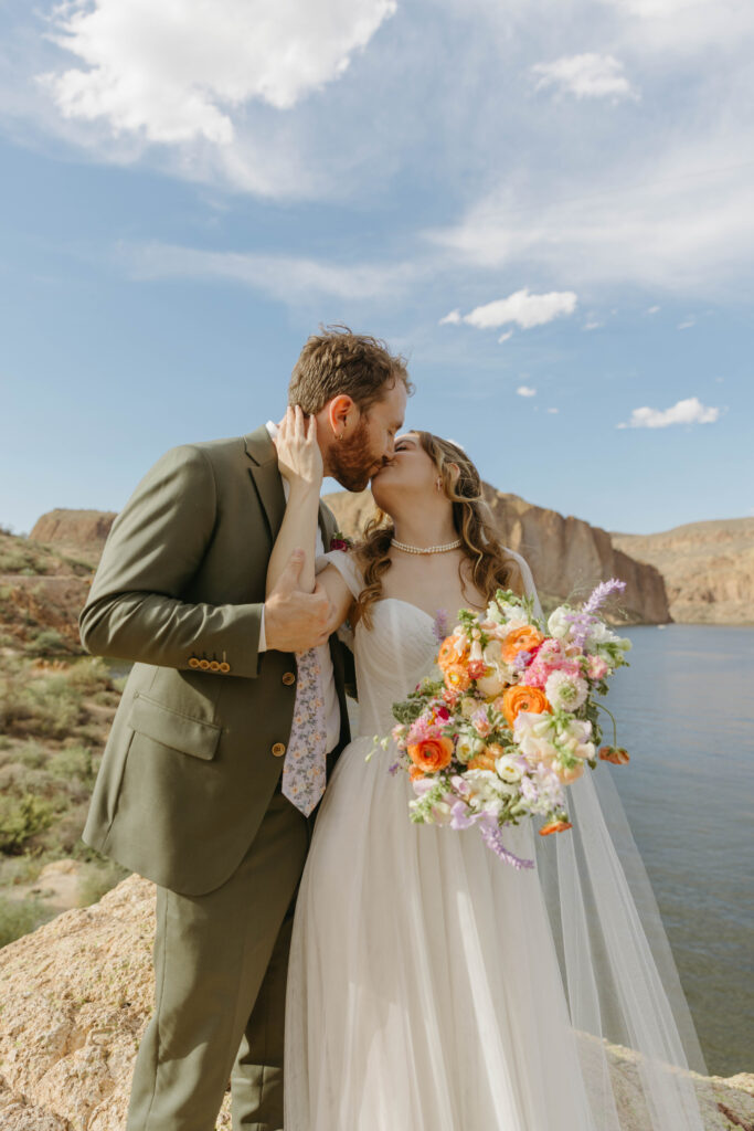 canyon lake wedding photos