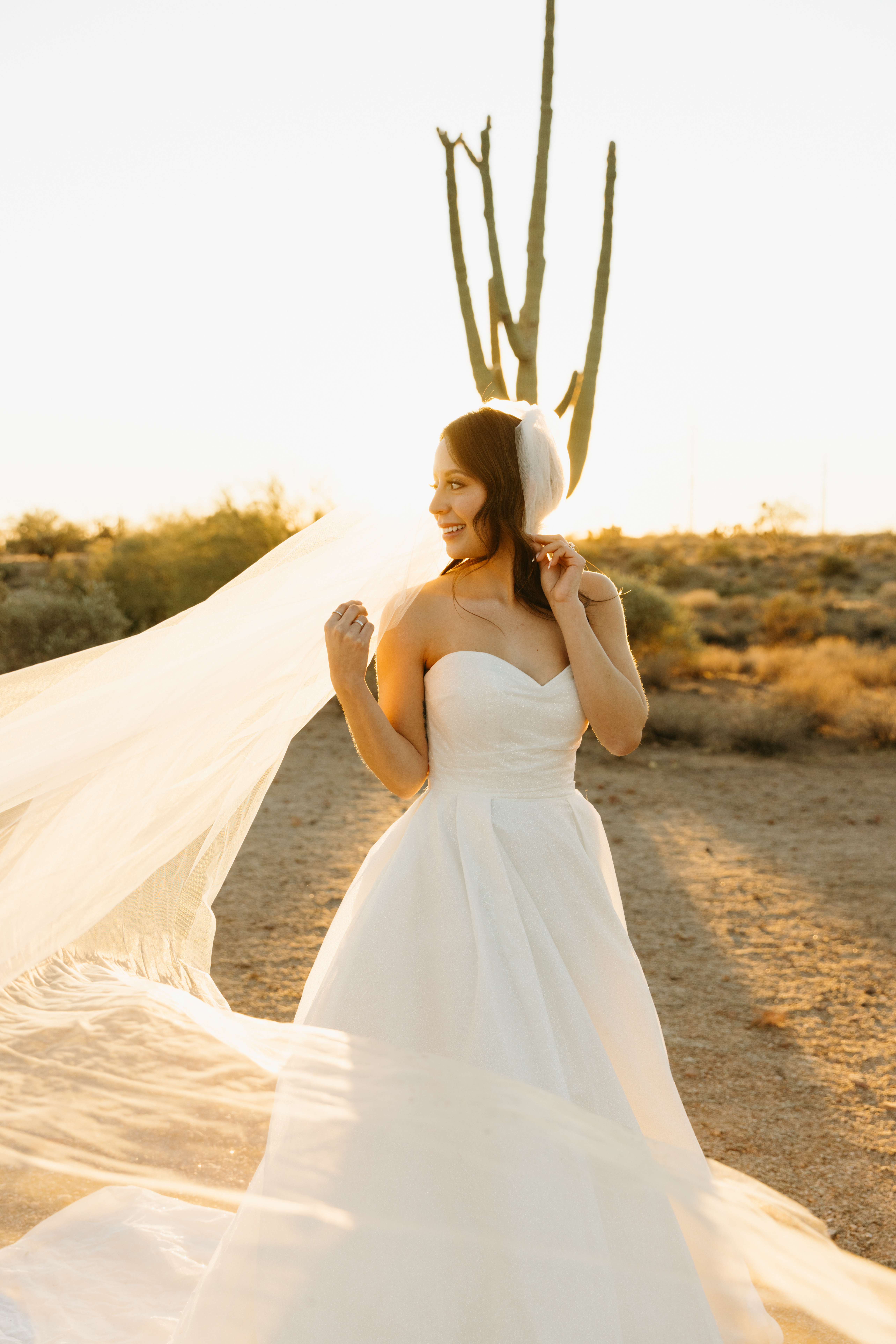 Romantic portraits at The Paseo during a winter wedding in Arizona