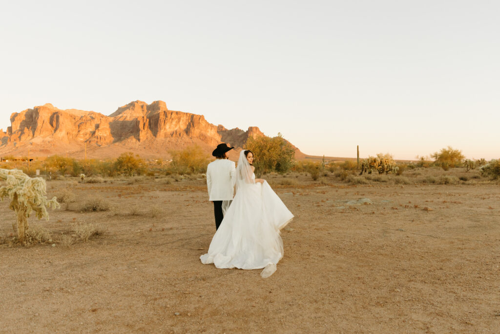 Romantic portraits at The Paseo during a winter wedding in Arizona