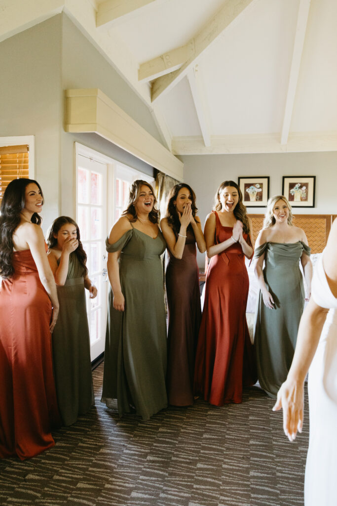 Bride getting ready at Hilton Phoenix Tapatio Cliffs Resort before her wedding ceremony.